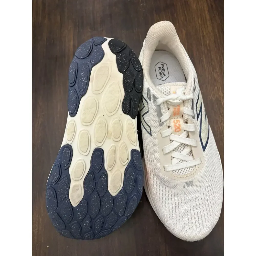 New Balance Women's Fresh Foam 520 v9 size 7.5 White,Orange, Blue